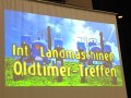 02 Werbung auf eine Leinwand projiziert